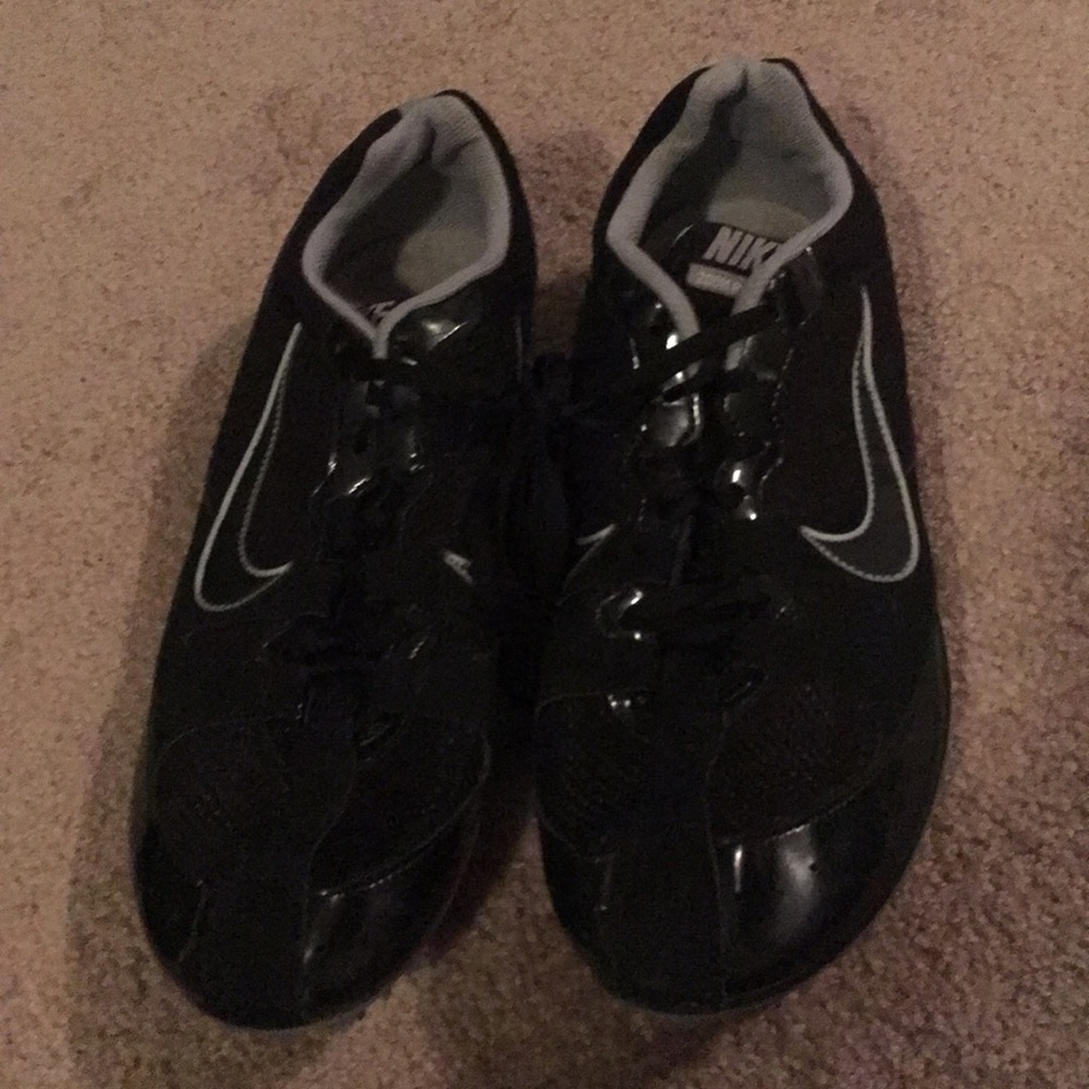 Nike track spike shoes